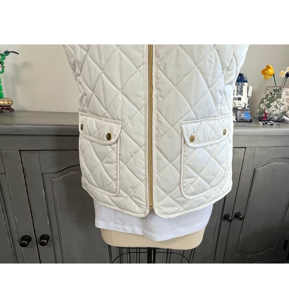 Quilted Off-White Puffer Vest - Size Large - Winter Wear Cabincore Cozy Casual - Picture 9 of 10